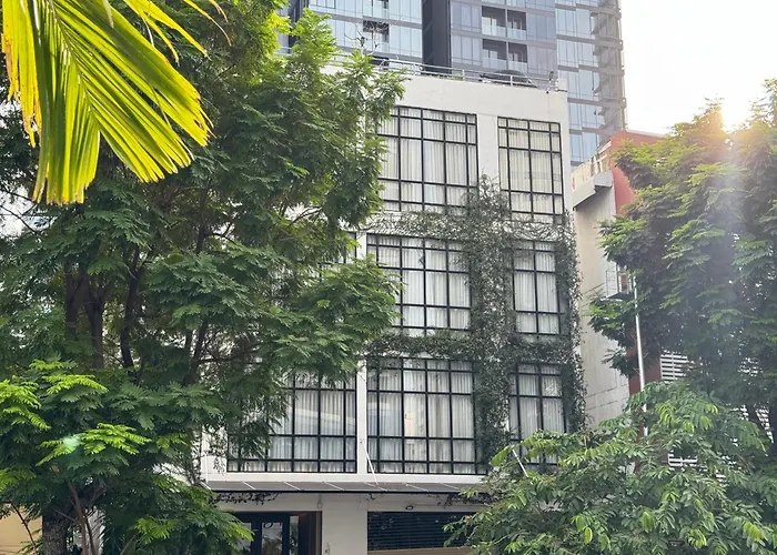 Silom Nara Aparthotel